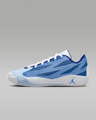 Luka 77 Basketball Shoes. Nike.com